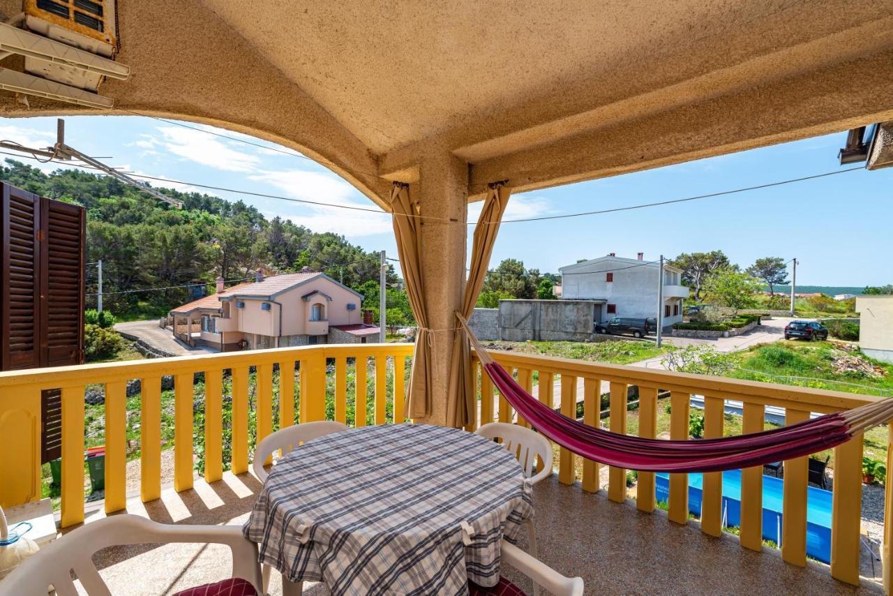 Apartment Sea And Mountain With Pool Novigrad  Стая снимка