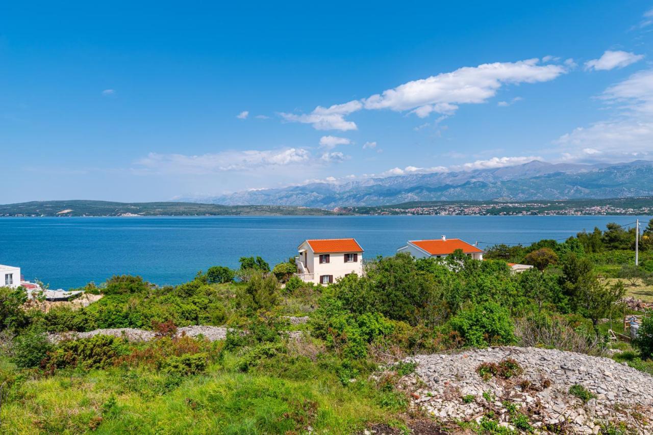 Apartment Sea And Mountain With Pool Novigrad  Екстериор снимка
