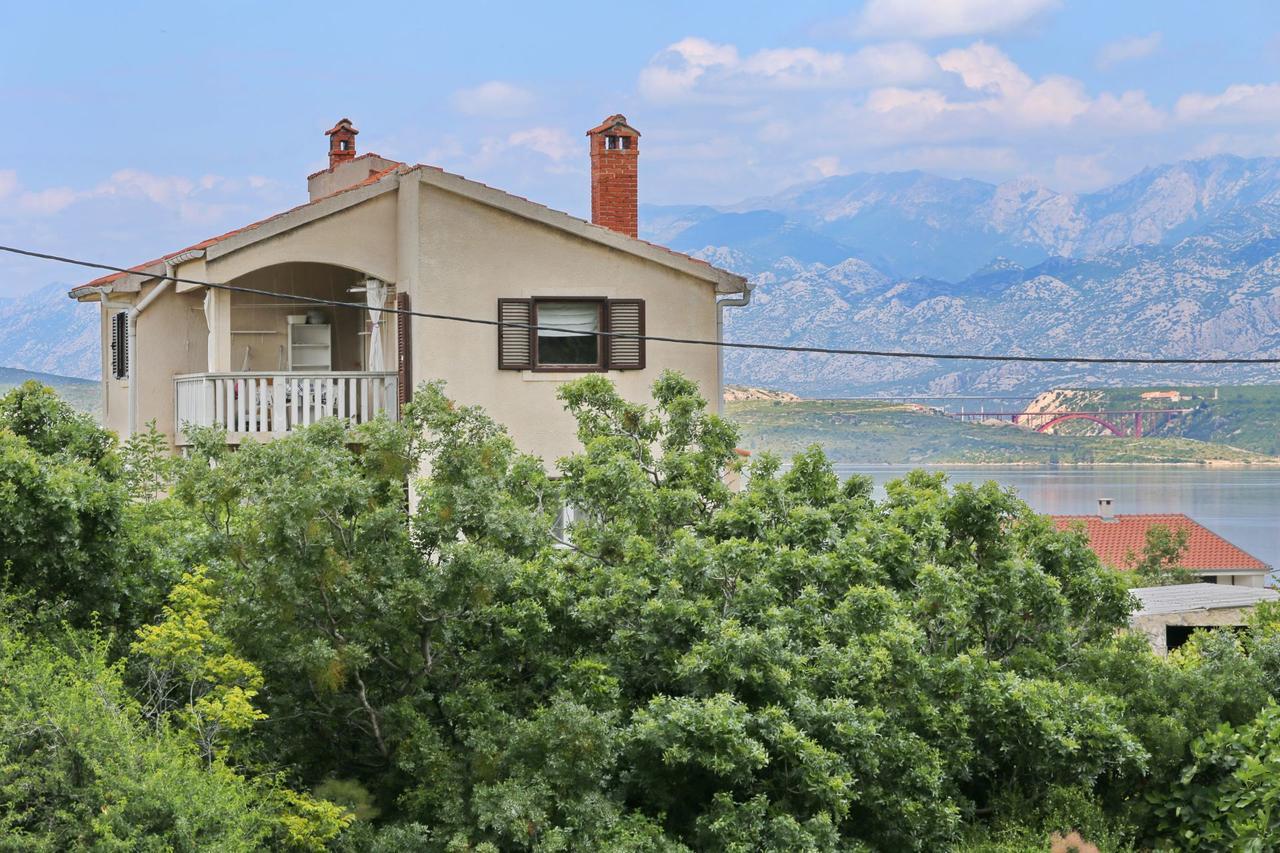 Apartment Sea And Mountain With Pool Novigrad  Екстериор снимка
